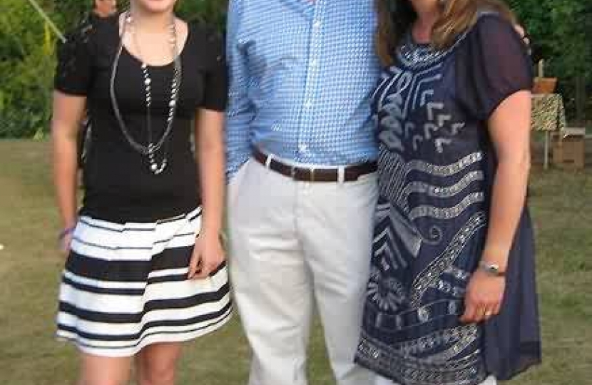 Shepreth 2010: Danielle Einchomb, from Melbourn, with Andrew and Sally Lansley